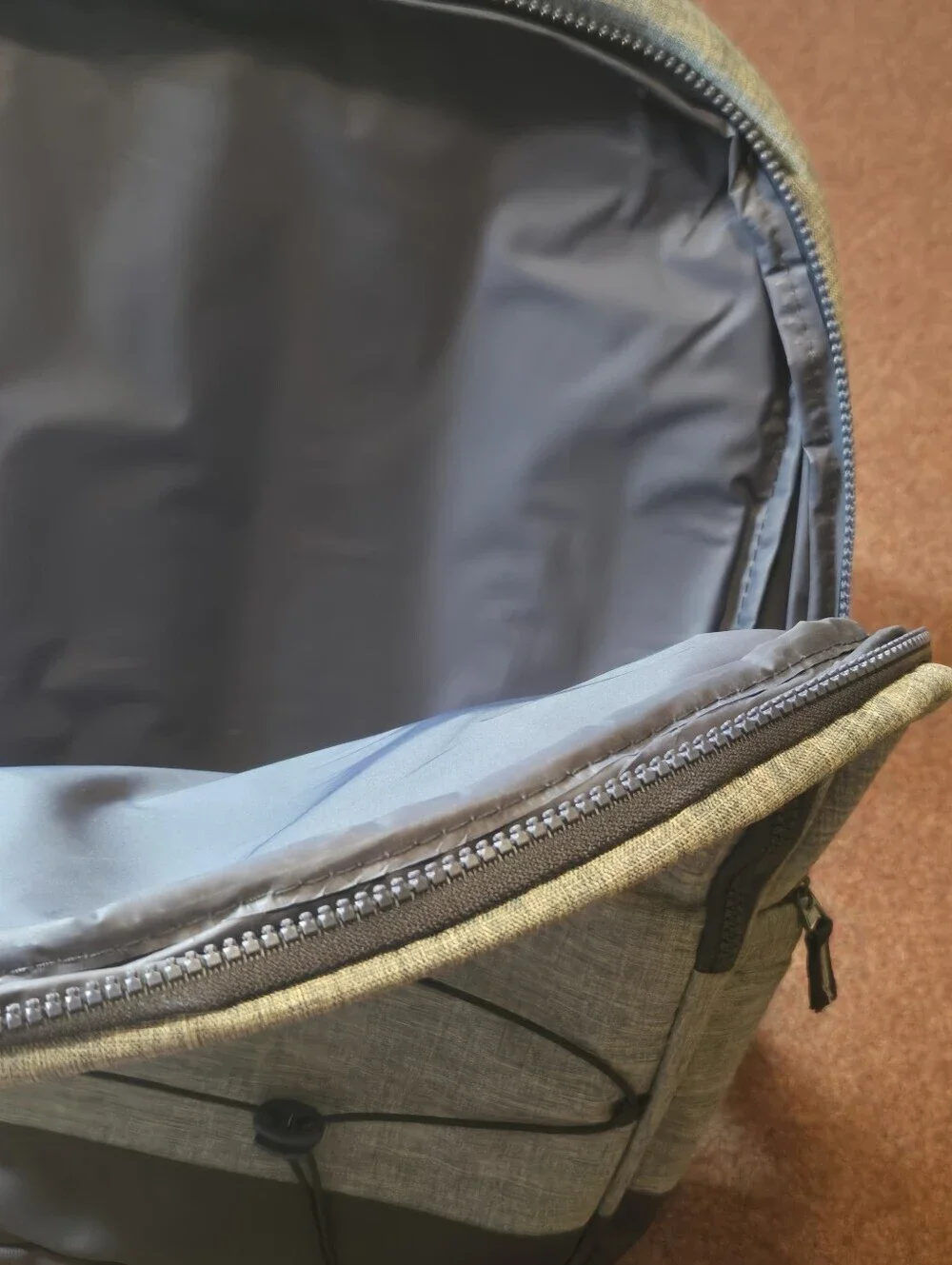 New! Belle Russo Insulated Backpack 18.75in Lught Blue Bottle Opener